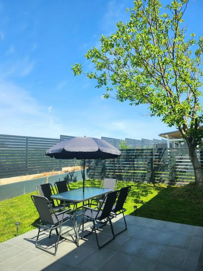 Adm Cozy Home - Entire Private House&Garden Tunarii Exterior foto
