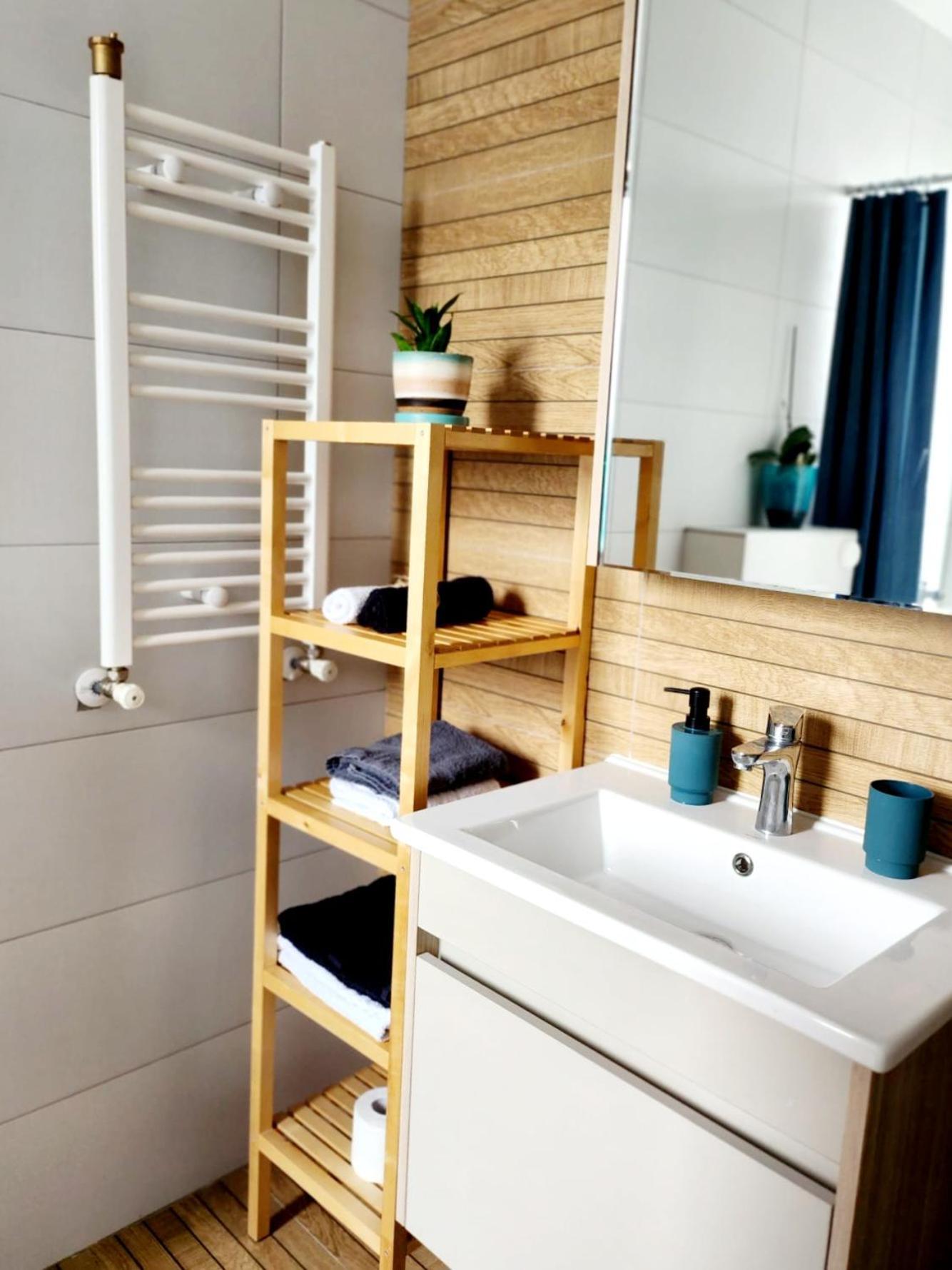 Adm Cozy Home - Entire Private House&Garden Tunarii Zimmer foto